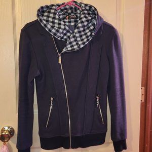Assymetric zip jacket with plaid lining for teens